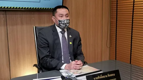 "ศักดิ์สยาม" ฟื้นจัดตั้ง "สายการเดินเรือแห่งชาติ" ลดต้นทุนโลจิสติกส์ตามนโยบายนายกฯ