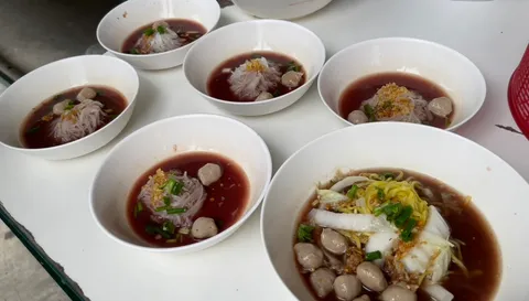 ก๋วยเตี๋ยว 3 บาท สัญญาจากหัวใจเพื่อชาวเชียงใหม่ 33 ปีราคาเดิมไม่ลดปริมาณ