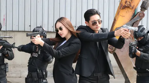 "เข้ม-การ์ตูน" จับมือกระโดดหนีระเบิด บู๊ส่งท้ายละคร "เผาขน" แบบจัดหนัก