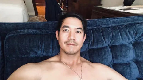 ความรู้สึกบ้าๆ แต่มันไม่ได้แย่ เวียร์ แชร์ความรู้สึกลึก ช่วงกักตัว 14 วัน  