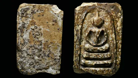 พระสมเด็จ บางขุนพรหม เป็นพิมพ์ที่มีอานุภาพความศักดิ์สิทธิ์ หายากมาก