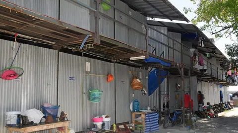 กลาโหมสั่งด่วนจัดกำลังคุมทุกแคมป์เป้าหมาย เร่งเพิ่มเตียง ICU ใน รพ.ทหาร