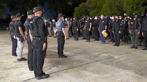 คว้าน้ำเหลว