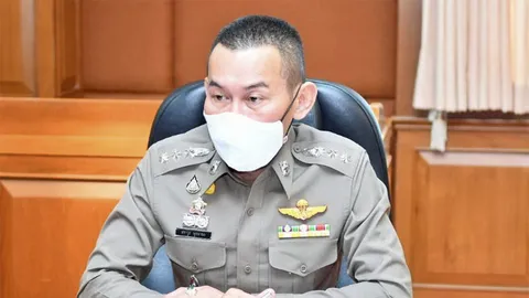 เด้ง 5 เสือเซ่นบ่อนสนุ้ก มั่วสุมเย้ย พ.ร.บ. นอกหน่วยไปจับ ฉาว "นิคมพัฒนา"