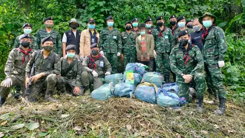 ทหารเชียงรายจับหนุ่มเมียนมาพร้อมไอซ์ 156 กก. เผยรับจ้างเฝ้าของรอคนมารับ
