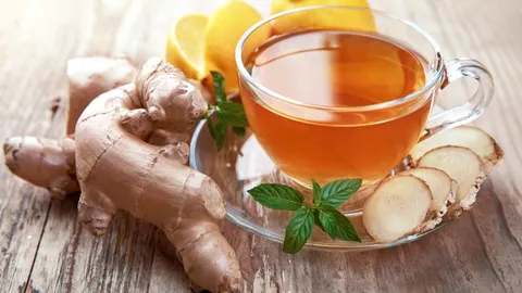 10 ประโยชน์ของน้ำขิง ดื่มแล้วดีต่อสุขภาพอย่างไร?
