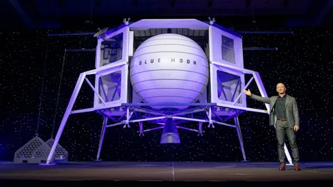 ผู้ชนะประมูลตั๋วโดยสารอวกาศกับ Blue Origin ขอถอนตัว เลือกหนุ่มวัย 18 ปี ขึ้นบินแทน
