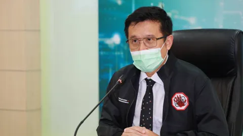 "ชัยวุฒิ" เร่งขอศาลระงับบัญชีกลุ่มหมิ่นสถาบันฯ หลังเอาผิดแล้ว 581 URLs