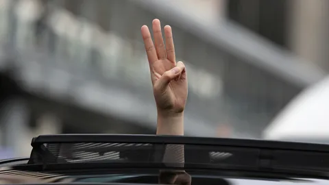 เยาวชนปลดแอก-แนวร่วม ยังยืนยันม็อบ 18 กรกฎา บุกทำเนียบพร้อม 3 ข้อเรียกร้อง