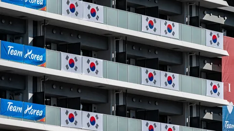 ไอโอซีสั่งเกาหลีใต้ปลดป้ายผ้า หวั่นมีดราม่ากับเจ้าภาพโอลิมปิก 2020