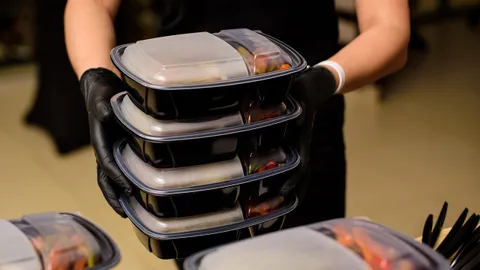 เพื่อนไม่ทิ้งกัน