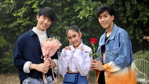 ฝ่าโควิด “แพงขวัญ” ประกบคู่หนุ่มตี๋หล่อ “เค-ปาล์ม” ในเอ็มวี “ทฤษฎีรัก”