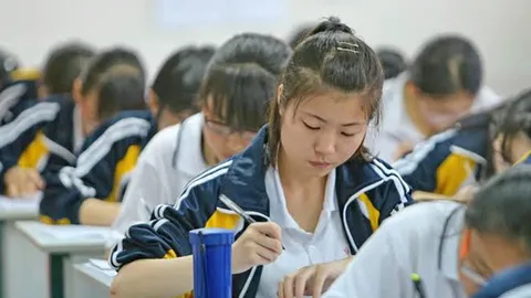 ทำไมจีนเร่งจัดระเบียบกวดวิชา