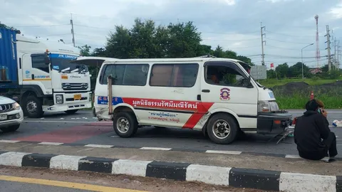 รถกู้ภัยชัยภูมิชนท้าย 18 ล้อที่จอดติดไฟแดงที่ด่านขุนทด ตาย 1 เจ็บ 1