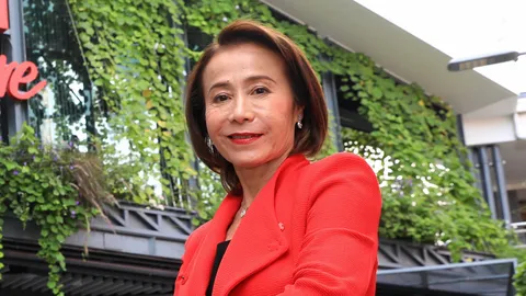 "ศุภลักษณ์ อัมพุช" ปลื้มใจ ได้รับมอบเครื่องราชอิสริยาภรณ์ชั้นสูงสุดของฝรั่งเศส