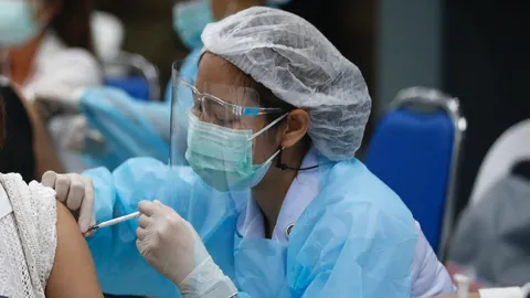 ปอท. ขอ สธ.เช็กเซิร์ฟเวอร์จองคิว ไขเส้นทางโกง ฉีดสถานีกลาง