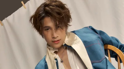 สิงโต ปราชญา สุดอบอุ่น ฉลองวันเกิดย้อนหลังอายุ 27 ปี 