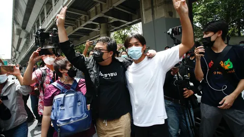 ศาลธัญบุรีไม่ให้ประกัน เพนกวินกับพวกรวม 9 คน ป่วน ตชด.ภ.1-หวั่นก่อเหตุซ้ำ