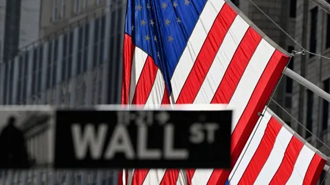 หุ้นสหรัฐฯ ปิดผสม ส.ว.ผ่านแพ็กเกจโครงสร้างพื้นฐาน ดาวโจนส์บวก-น้ำมันฟื้น