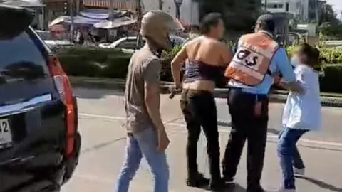 ออกหมายจับหนุ่มปาเจโร่หัวร้อน ใช้ปืนตบป้าขับแกร็บคาร์ โดนหลายข้อหา