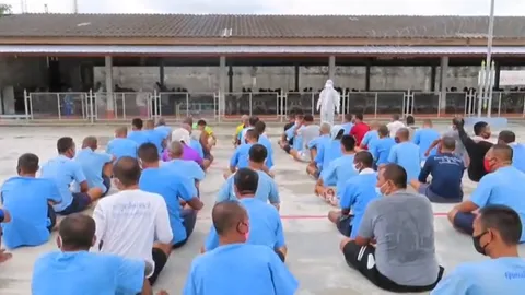 เรือนจำระนองหลังตรวจเชิงรุก พบติดโควิด-19 เกือบครึ่ง 768 คน