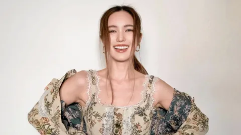 วันเกิด "บัว" ซาบซึ้งแฟนคลับทำบุญเผื่อแผ่ถึงคุณแม่ เป็นสิ่งที่มีคุณค่าทางจิตใจ