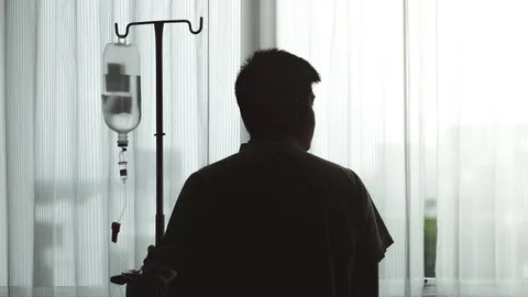 รพ.ราชวิถี เผยอาการผู้ชุมนุมวัย 15 ปี อัมพาตแขนขาทั้ง 2 ข้าง