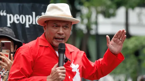 “ณัฐวุฒิ” เผยจุดรวมพลคาร์ม็อบ 29 สิงหา ไล่ “พล.อ.ประยุทธ์” แบบสันติวิธี