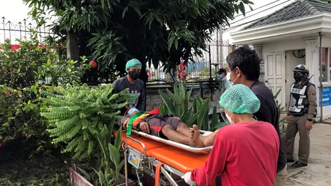 ช่วยชีวิต 