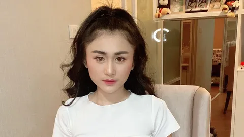 น้องหยก มกจ๊ก อดีตตลกเด็ก เปิดชีวิตสุดลำบาก ก่อนหลงผิดติดยาจนเสียงาน