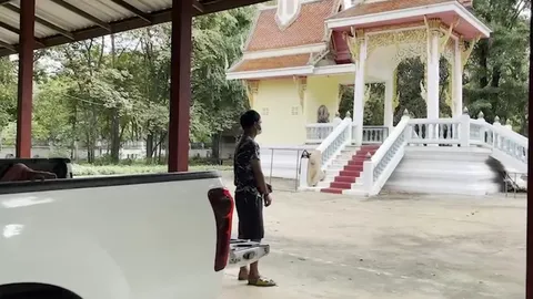 หนุ่มถ่ายคลิปฟ้อง ถูกกักตัวศาลาพักศพ กลัวผีกว่ากลัวโควิด อบต.ยัน"หวังดี" (คลิป)