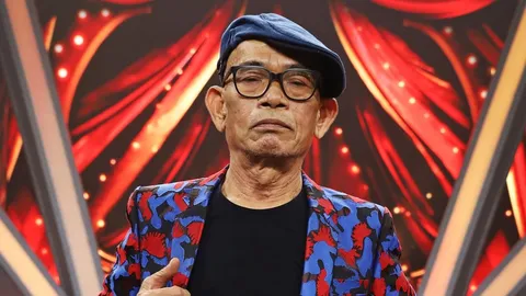 เทพ โพธิ์งาม ไลฟ์สดด่าตลกเล็กๆ กับผู้หญิง ถามทำอะไรให้ถึงด่าพ่อแม่ (คลิป)