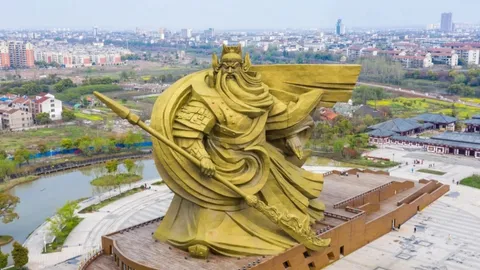 รบ.จีนสั่งย้ายเทพกวนอู รูปปั้นสัมฤทธิ์ใหญ่สุดในโลก ที่จิงโจวแล้ว