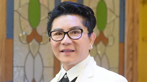 “ชูชัย ชัยฤทธิเลิศ” ไลฟ์สดคุยกับเพื่อน แก้เหงาในช่วงที่อยู่กับบ้าน