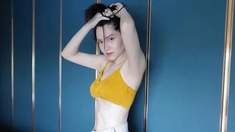 จ๊ะ จิตตาภา อวดหุ่นคุณแม่หลังคลอด ทำตะลึงเหมือนไม่เคยท้องมาก่อน