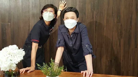 เปิ้ล หัทยา ปลื้ม แอม เสาวลักษณ์ มาเป็นแขกพิเศษ ลงมือจัดดอกไม้เอง