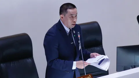 ศักดิ์สยาม จี้การรถไฟปรับลดค่าเช่าที่ดิน ให้เหมาะกับผู้มีรายได้น้อย