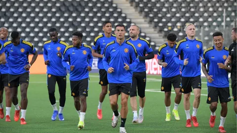 คาด 11 ตัวจริง "แมนยูฯ" บุกฟัด "ยัง บอยส์" แบ่งกลุ่ม "ยูฟ่า แชมเปียนส์ลีก"