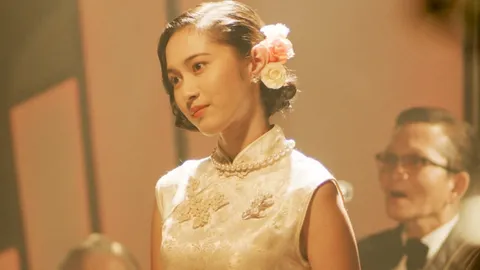 เอิงเอย นางเอกหนัง เวลา แรงชัดที่ เทศกาลหนังเวนิส อิตาลี 