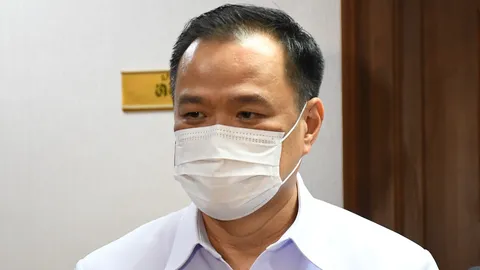 "อนุทิน" ยัน ยังไม่มีใครบอก เปิดประเทศ หรือ กทม.1 ต.ค. ชี้รอ คกก.พิจารณา