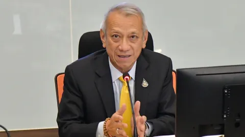 "พิพัฒน์" เร่งเจรจาฉีดเข็ม 2 ให้คนกรุงฯ เร็วขึ้น หวังทันเปิดเมือง 15 ต.ค.นี้