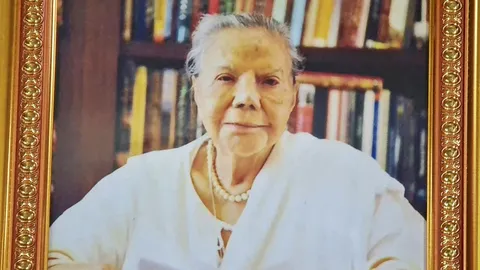 เร้นรอยเทวาลัย