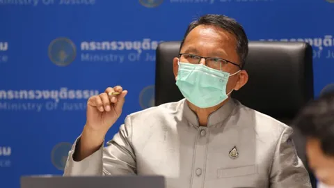 สมศักดิ์ เตรียมวิจัยให้คนเลิกยากินใบกระท่อมแทน เล็งดันเป็นพืชส่งออกต่างประเทศ