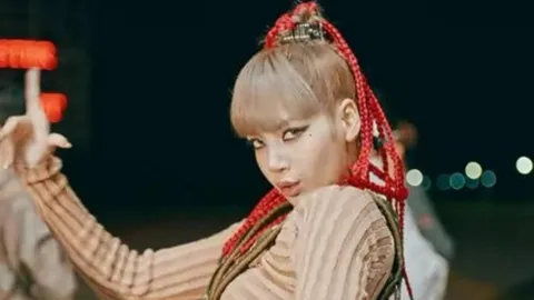 ลิซ่า แบล็กพิงก์ ร้อนเว่อร์ เพลงใหม่ Money ได้ที่ 1 ไว 