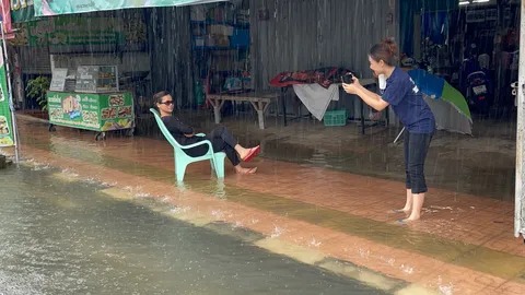  "เตี้ยนหมู่" พ่นพิษ ยโสธรน้ำท่วมถนน อุตุเตือน 42 จว. ฝนยังหนัก (คลิป)