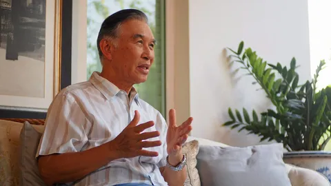 "อิสระ ว่องกุศลกิจ" บอกเล่าเรื่องราวสมัยผันตัวไปเป็นหนุ่มไร่อ้อยใน The Founder II