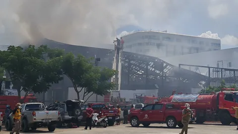 ไฟไหม้ "ตะวันแดง" เชียงใหม่ คลอก ผจก.สาวดับคากองเพลิง