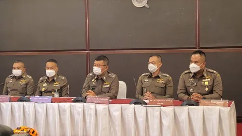 สตม.โชว์จับฝรั่งเมายาบ้า ข่มขืนสาวนวด ก่อนหลบหนีมาเมืองกรุง