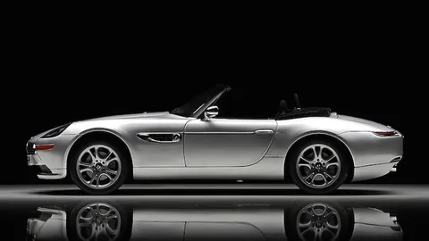 ย้อนอดีต รถเจมส์บอนด์ที่หล่อที่สุด BMW Z8 ROADSTER 