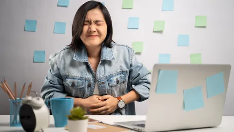 เช็ก 5 สัญญาณ "กรดไหลย้อน" อาการแบบไหนควรไปพบแพทย์